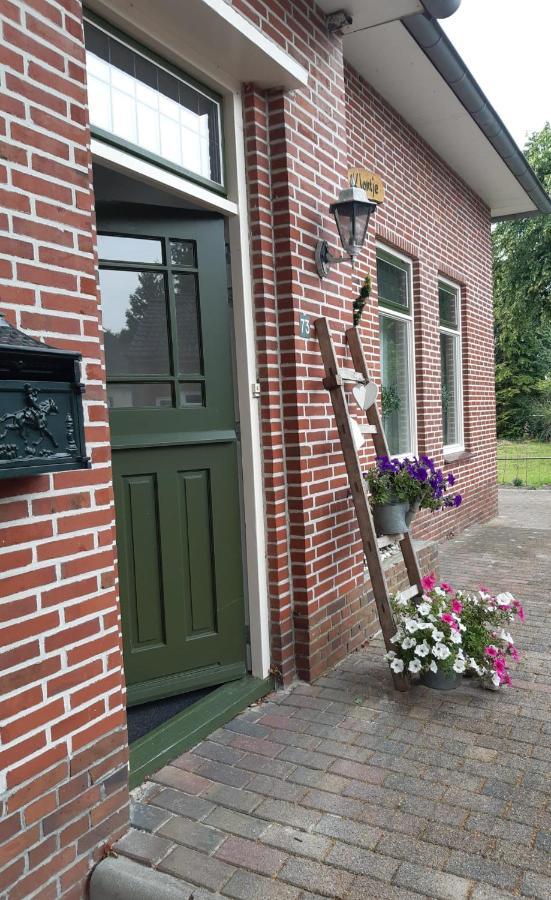 B&B Het Klontje Vriescheloo Exterior photo